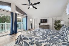 House in Weeki Wachee - NEW! Manatee Cove Main House Star5Vacations